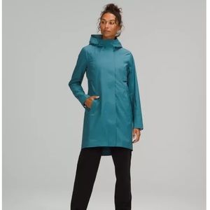 Lululemon Rain Rebel Jacket NWT- blue